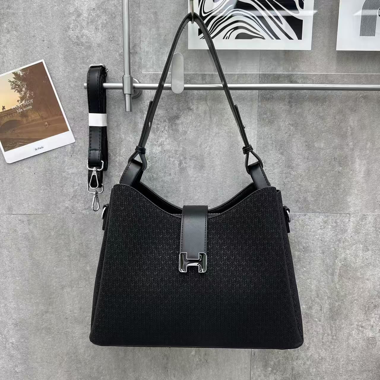 BAGSPERTISE | STYLISH BLACK SLING BAG FOR MODERN WOMEN